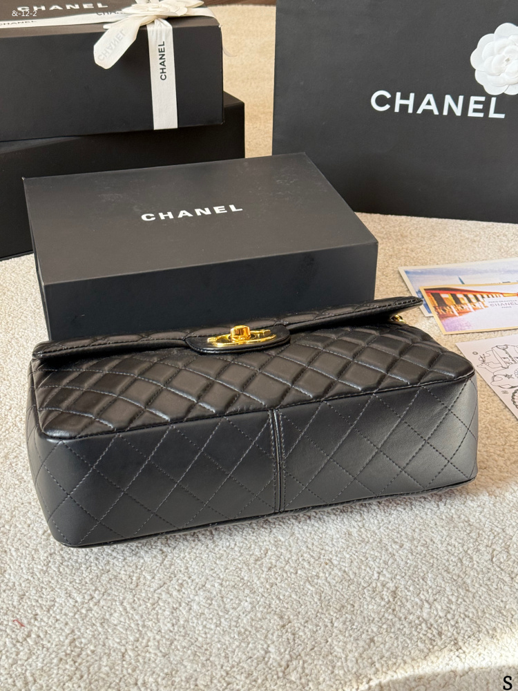 Chanel cf 30