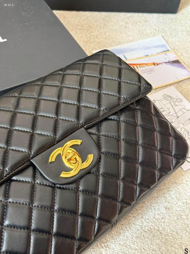 Chanel cf 30