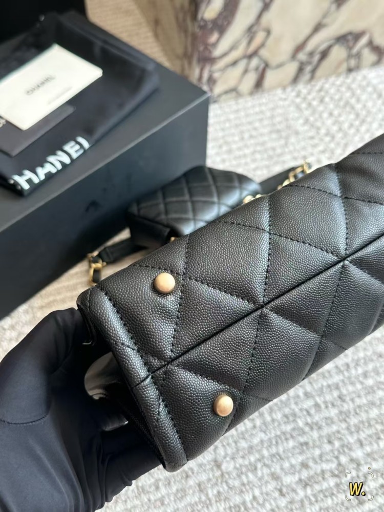 Chanel 25 P