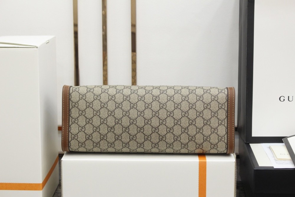 Gucci padlock