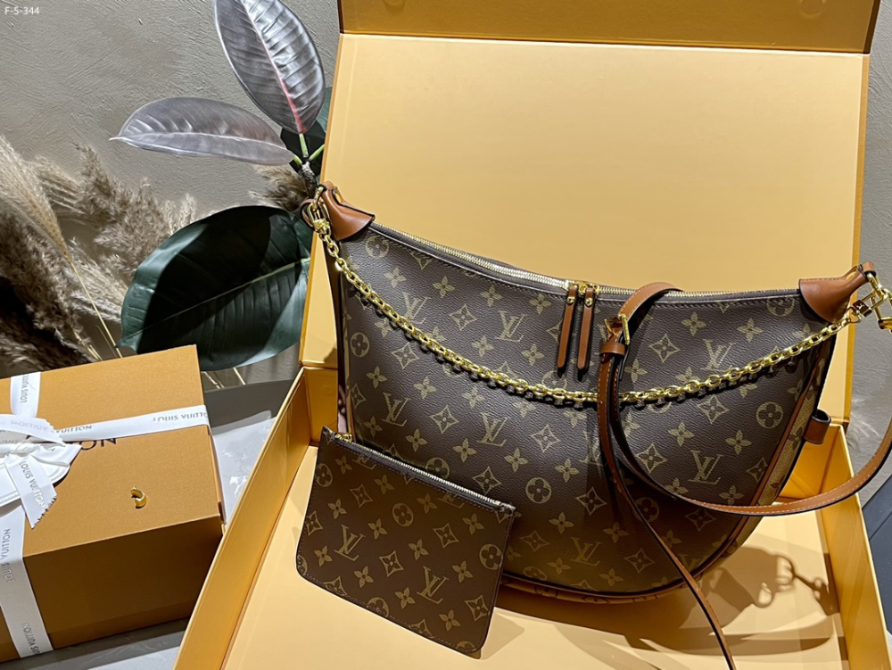 LV loop bag