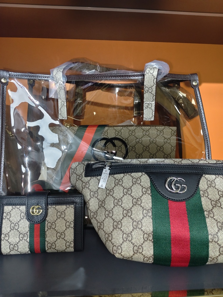 Gucci tote bag set