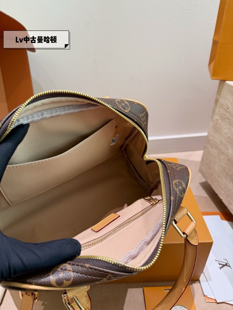 LV Manhattan brown bag