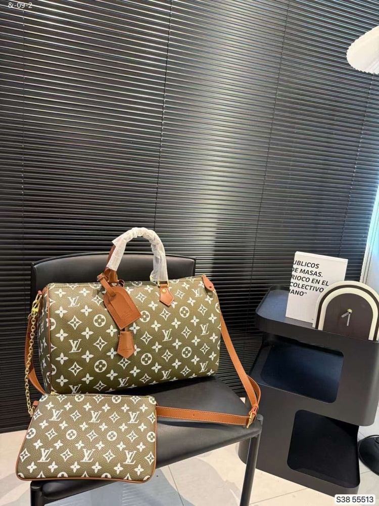 LL green travel bag 40