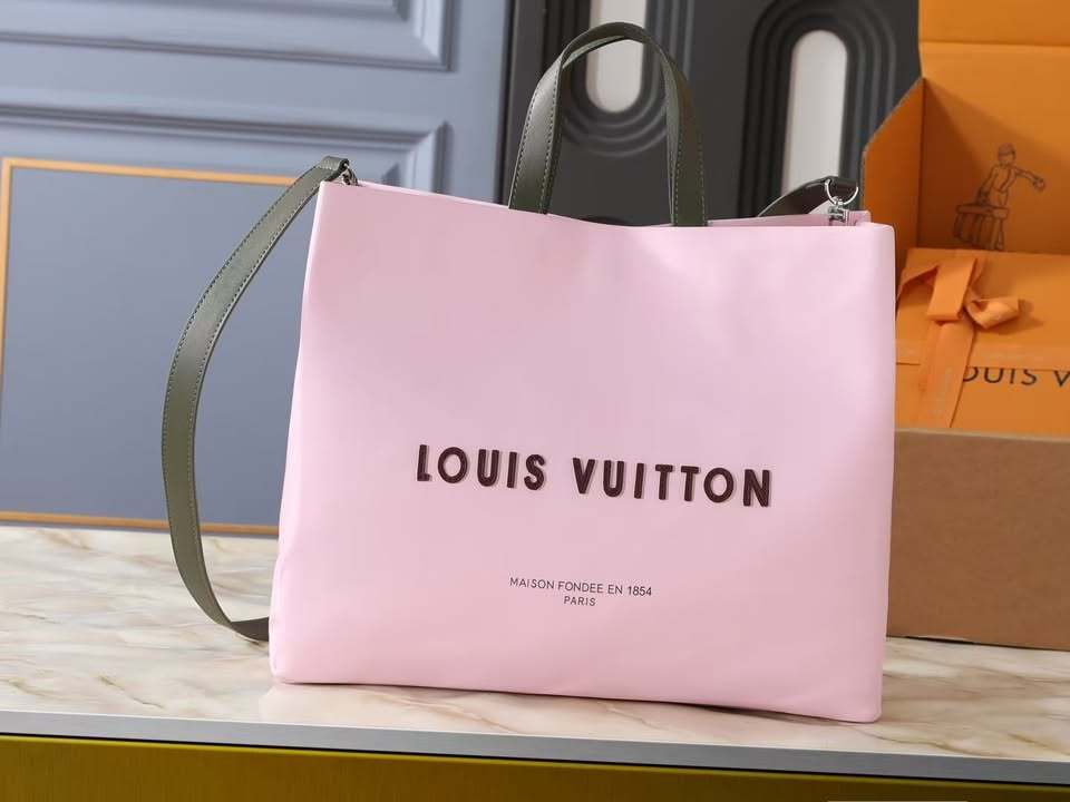 LL pink tote