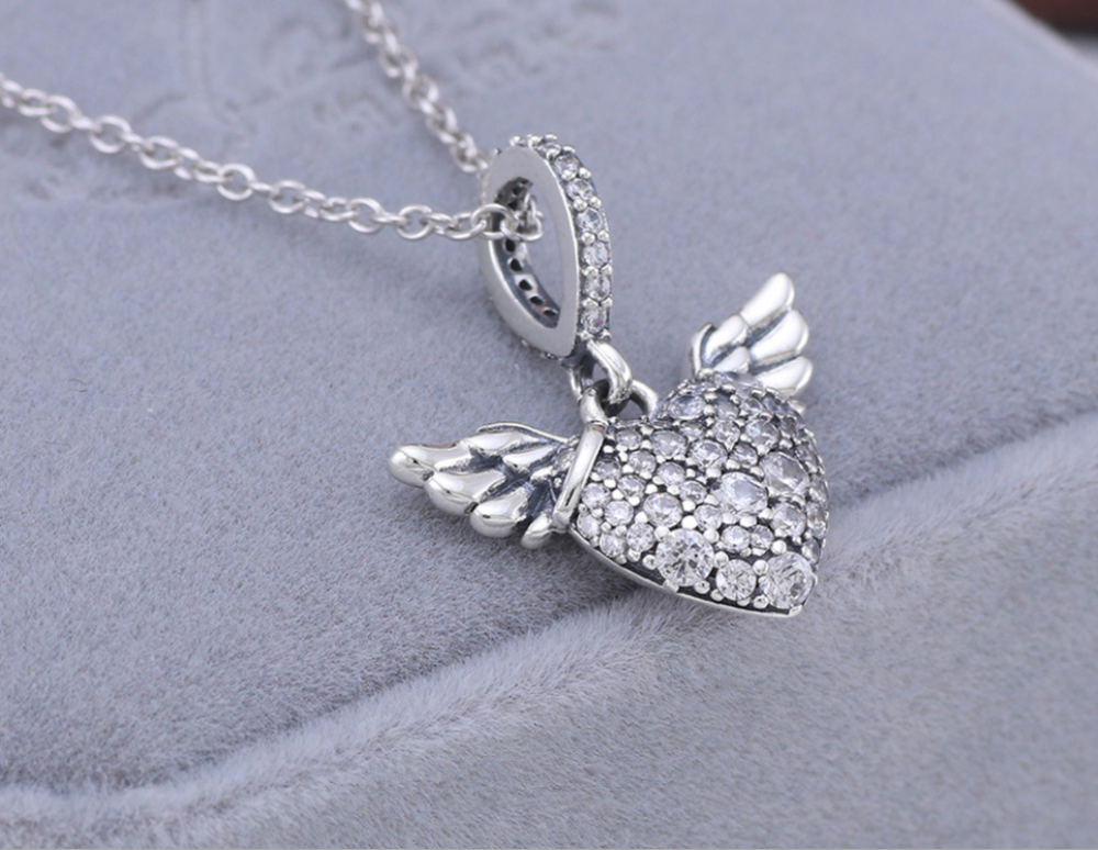 pandora silver necklace heart and angel wings