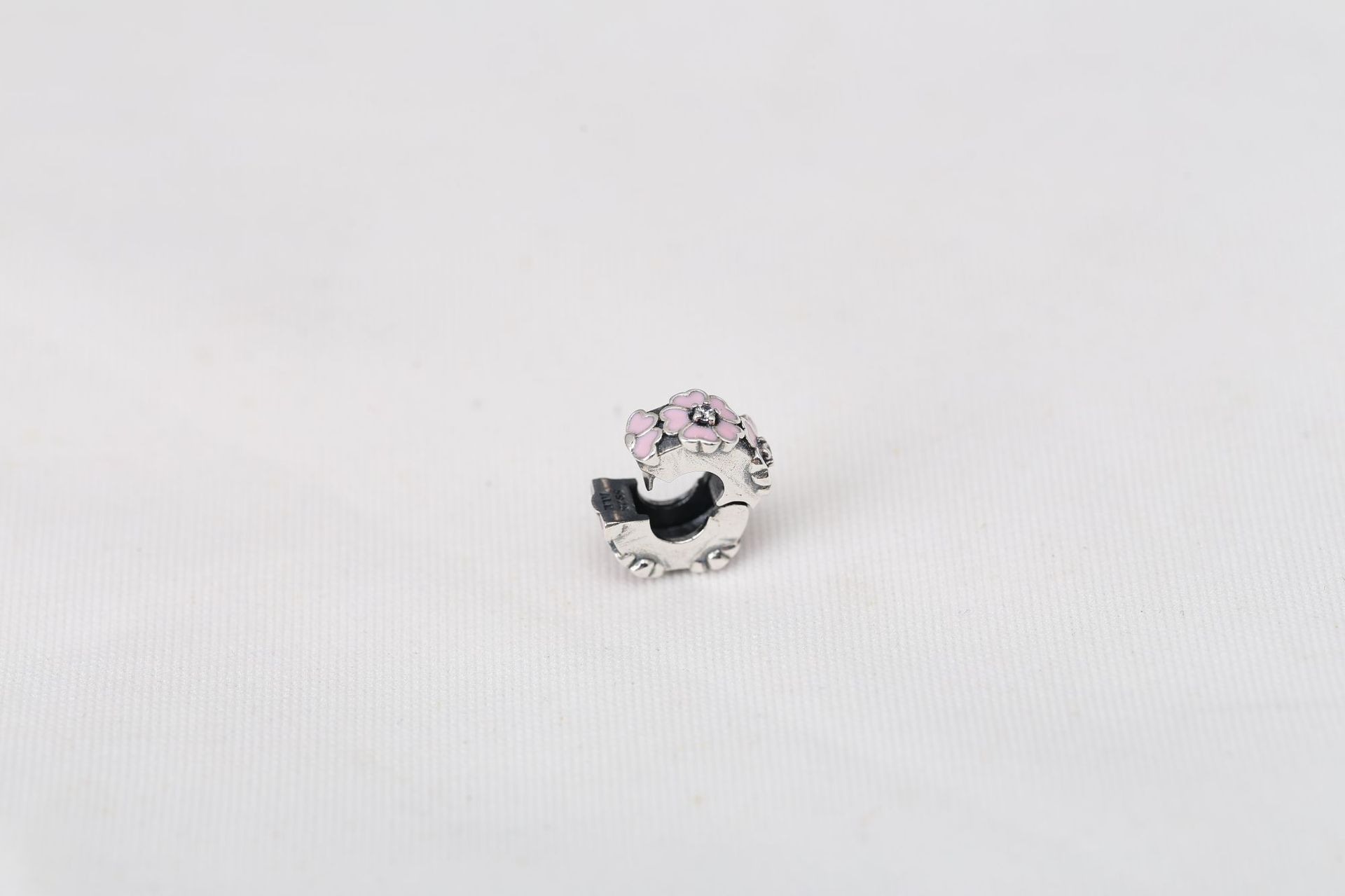 pandora pink primrose clip charm