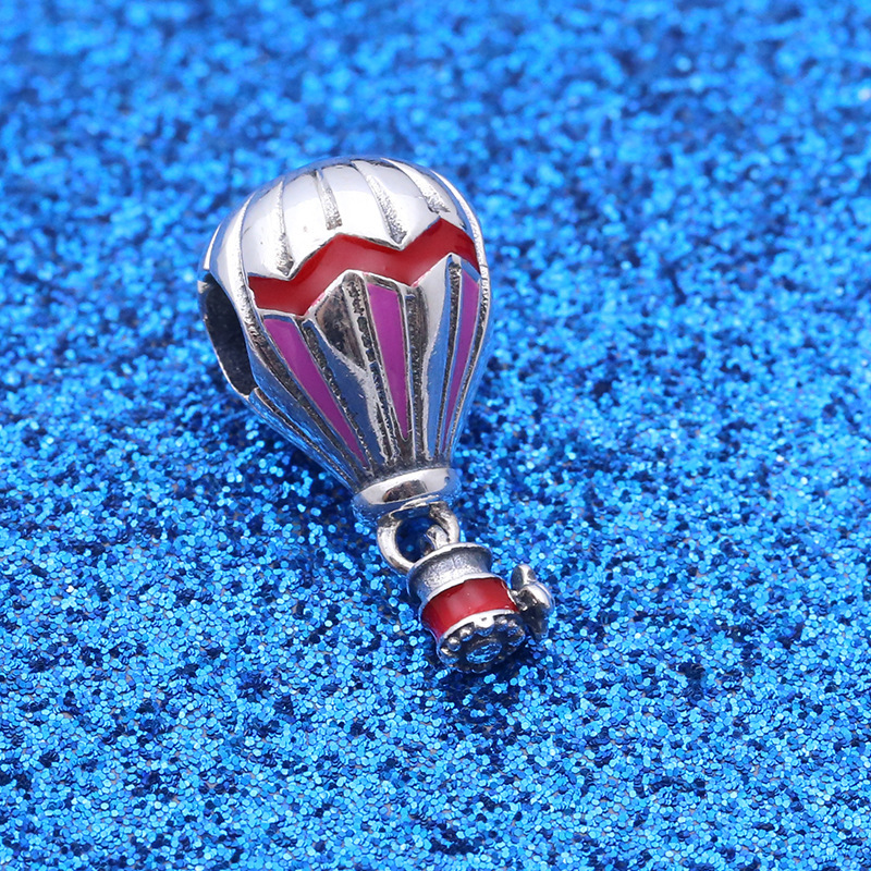 pandora red hot air balloon charm