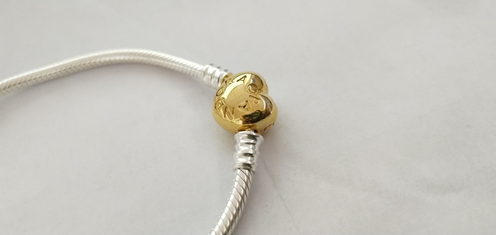 ​​silver gold pandora shine two tone love heart clasp bracelet