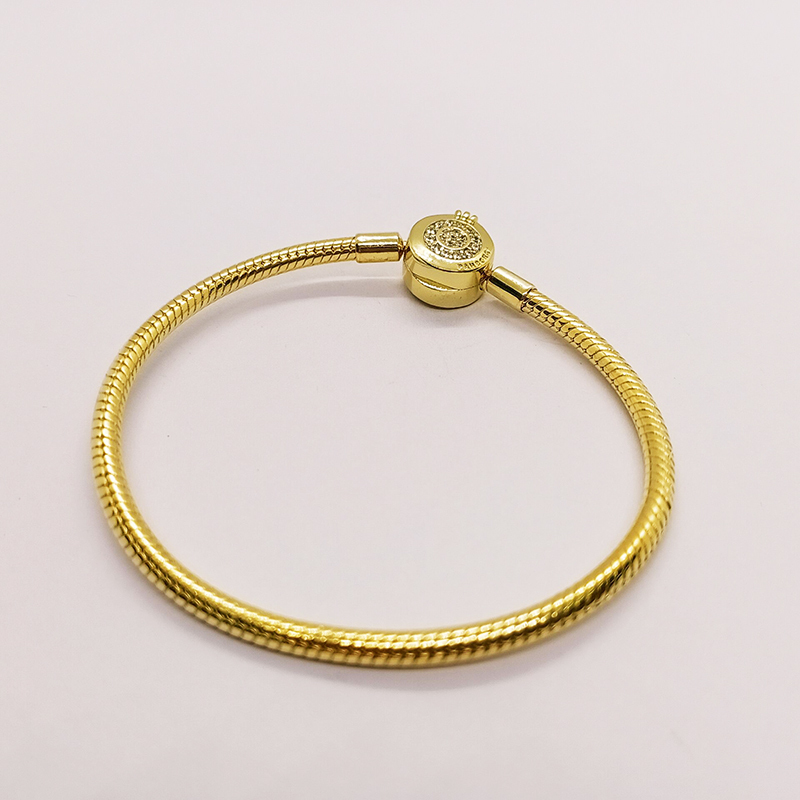 pandora moments sparkling crown o snake chain bracelet