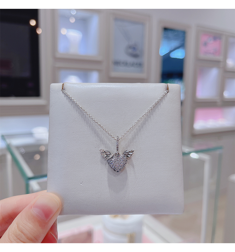 pandora silver necklace heart and angel wings