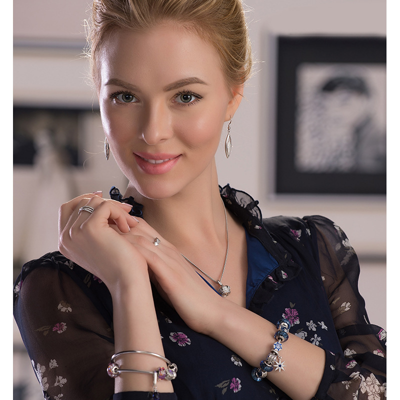 Pandora Moments Sparkling Heart Pavé Clasp Snake Chain Bracelet