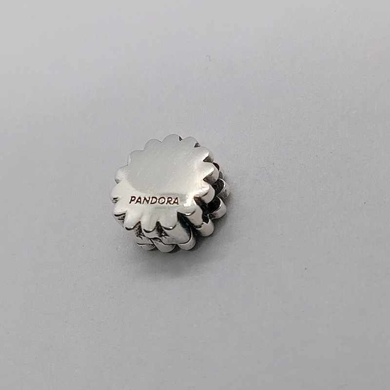 pandora reflexions sparkling daisy flower clip charm