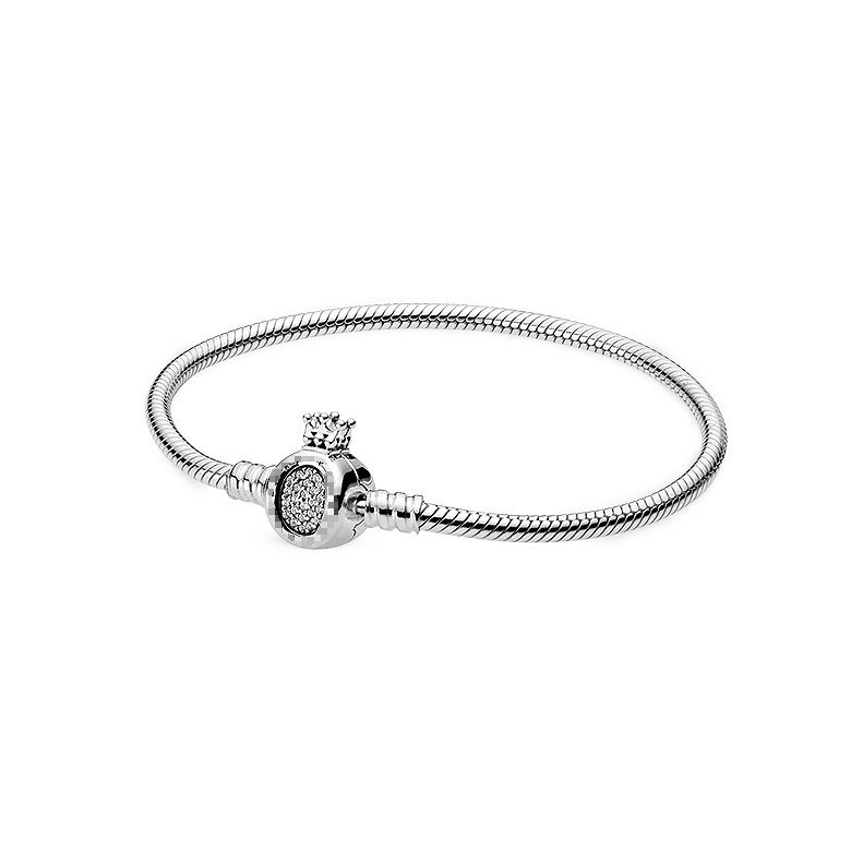 pandora   crown o clasp moments bracelet