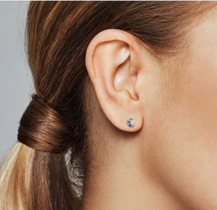 pandora one crescent moon earrings