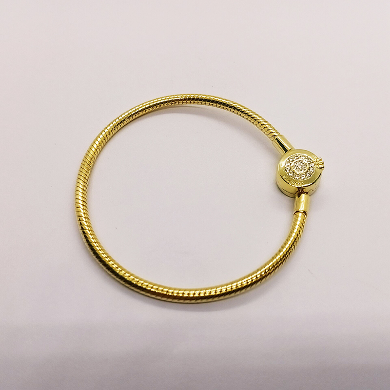 pandora moments sparkling crown o snake chain bracelet