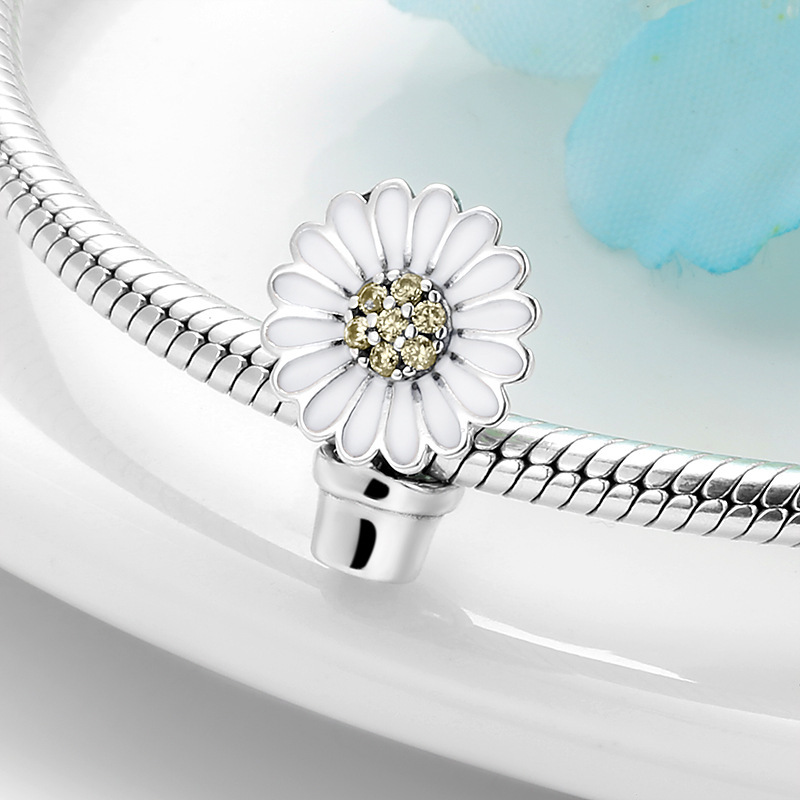 925 Sterling Silver White Daisy Flower Pot Cz Charm For Bracelets & Necklace