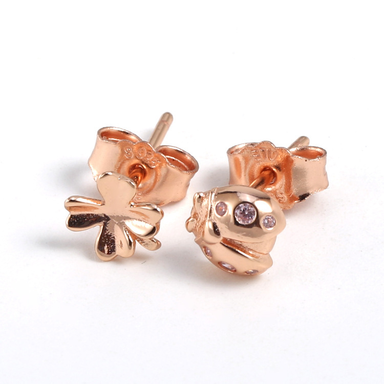 pandora rose studs earrings