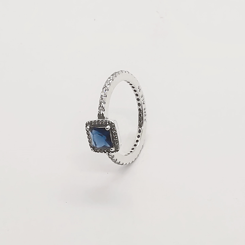 pandora timeless elegance ring blue & clear