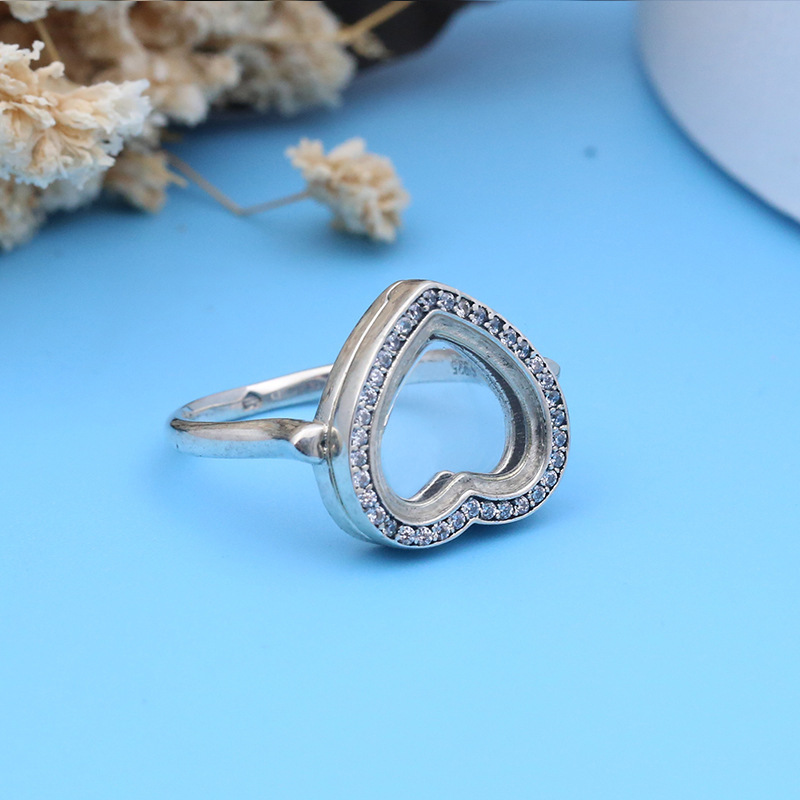pandora floating heart locket ring