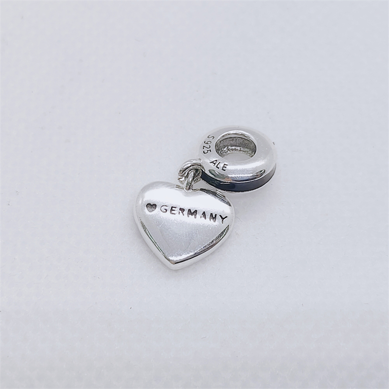 pandora, france heart flag pendant charm, paris, travel, trip New Zealand Spain Italy Germany Russia
