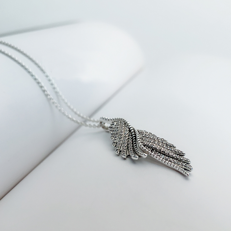 necklace majestic feathers pandora silver pendant/chain