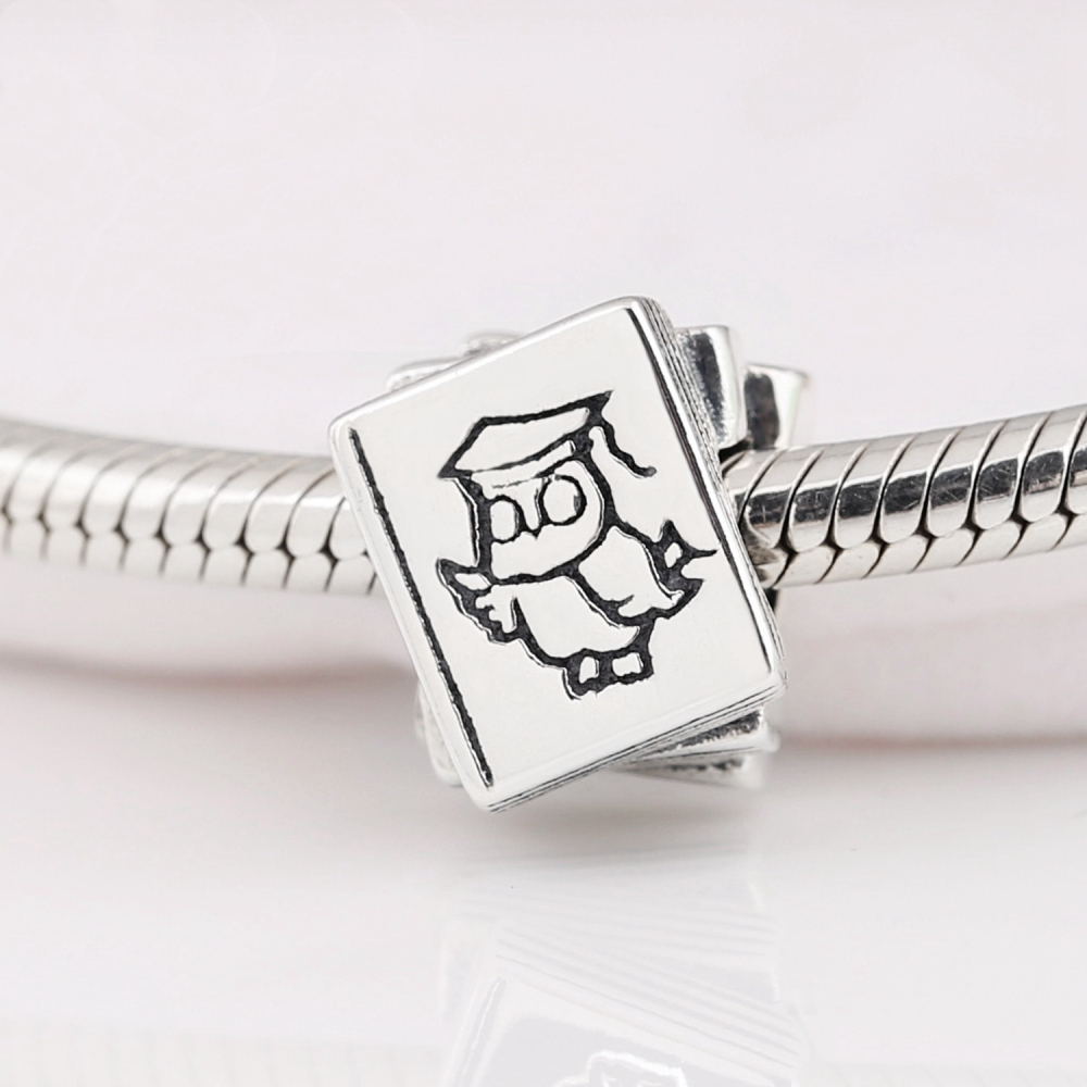 pandora sterling silver study books bead