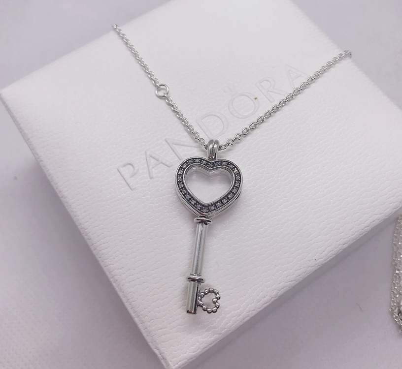 PANDORA FLOATING HEART LOCKET KEY NECKLACE