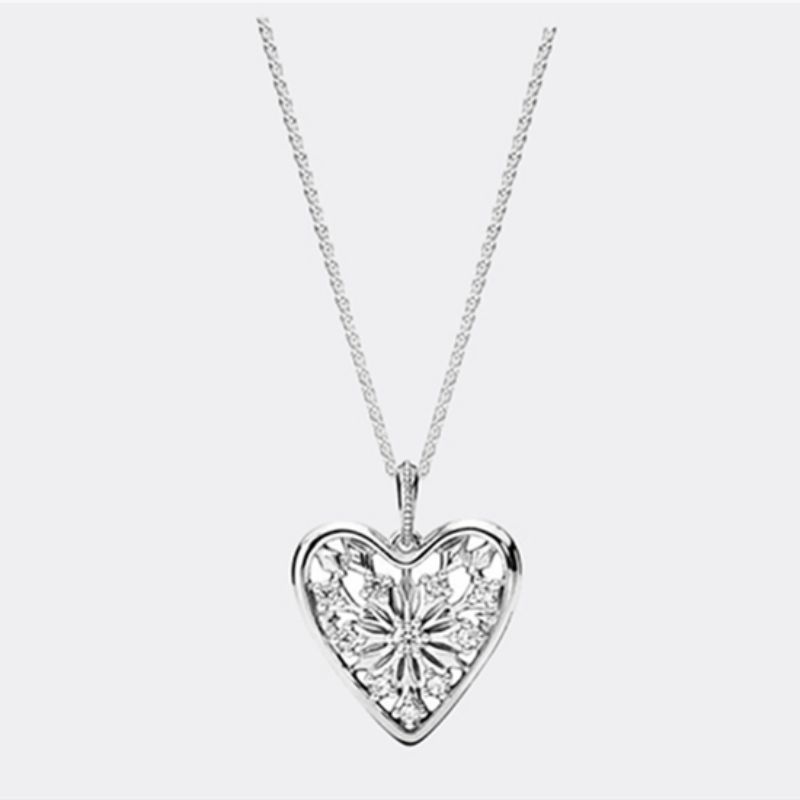 pandora heart of winter necklace