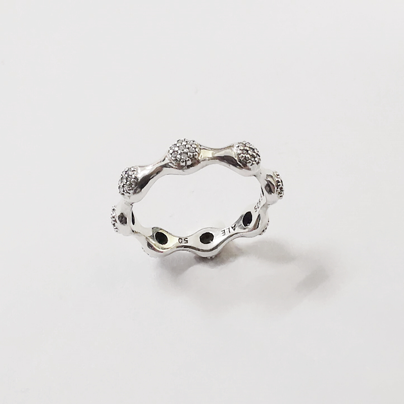 PANDORA Sparkling Pavé Modern Love Pod Ring SILVER