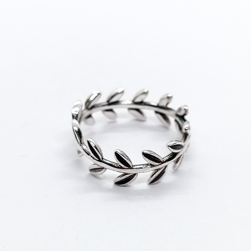 pandora 925 ale 190922 laurel wreath wide statement ring