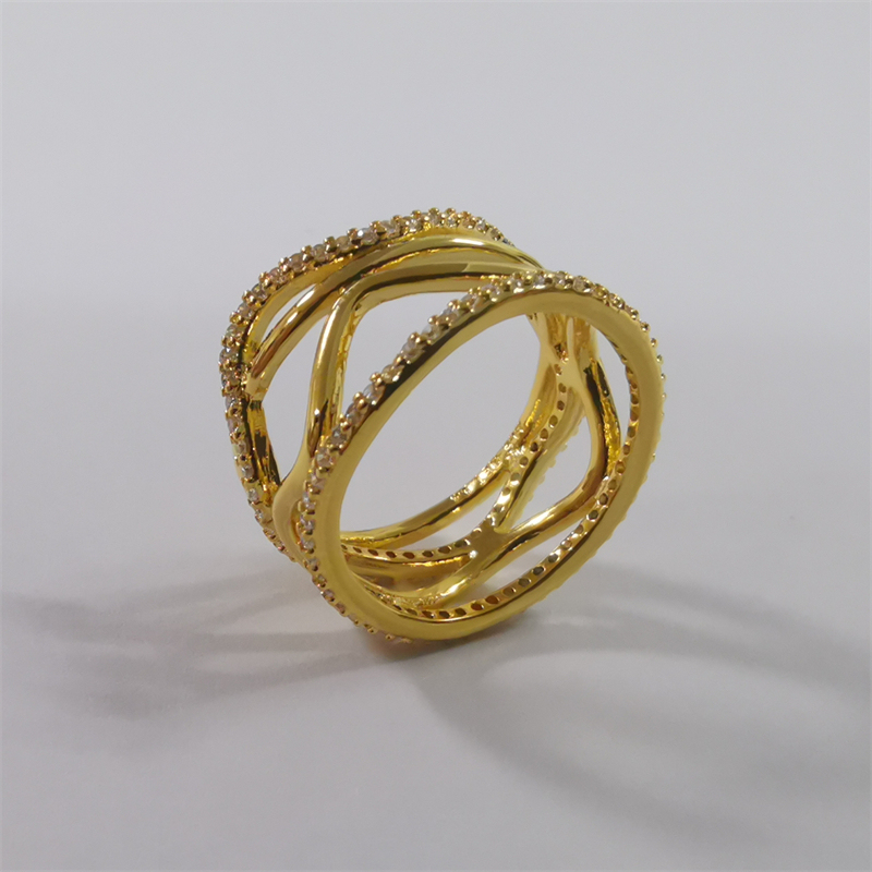 swirling linespandora yellow gold plated shine ring