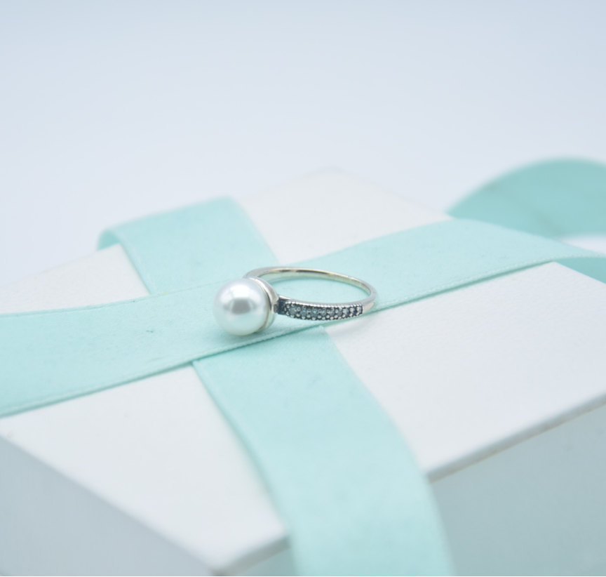 pandora elegant beauty pearl ring