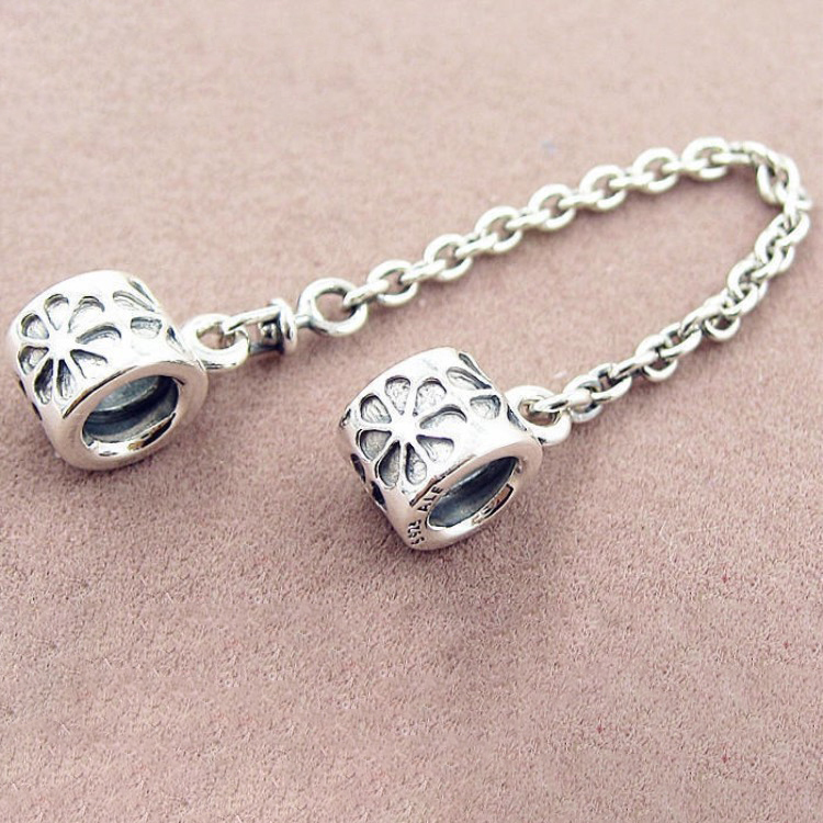 pandora daisy safety chain