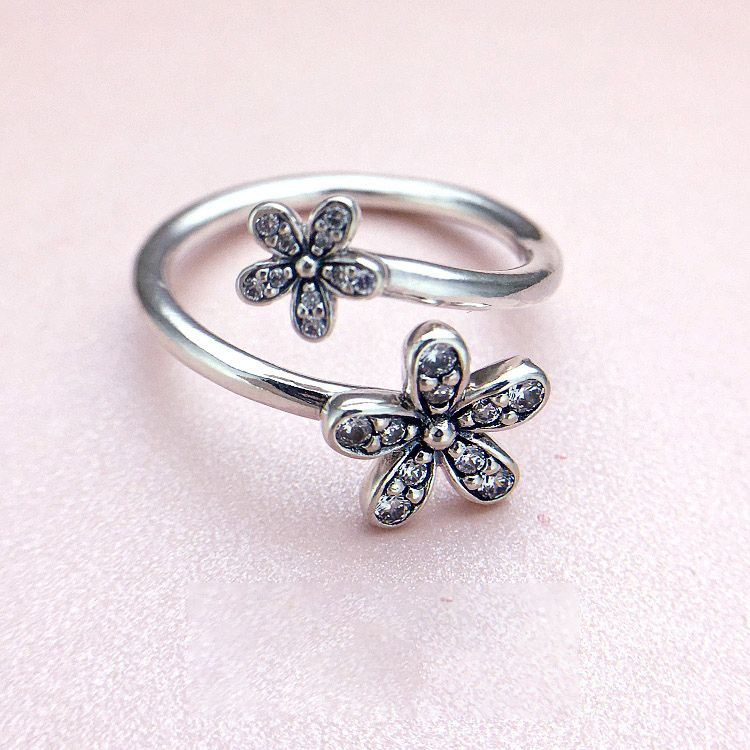 pandora silver dazzling daisies cz ring