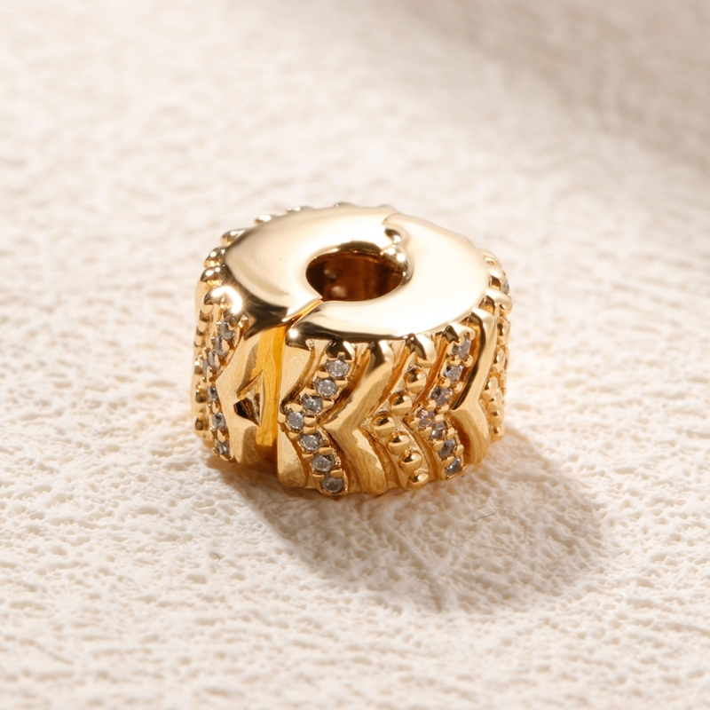 pandora sparkling wishbone clip charm