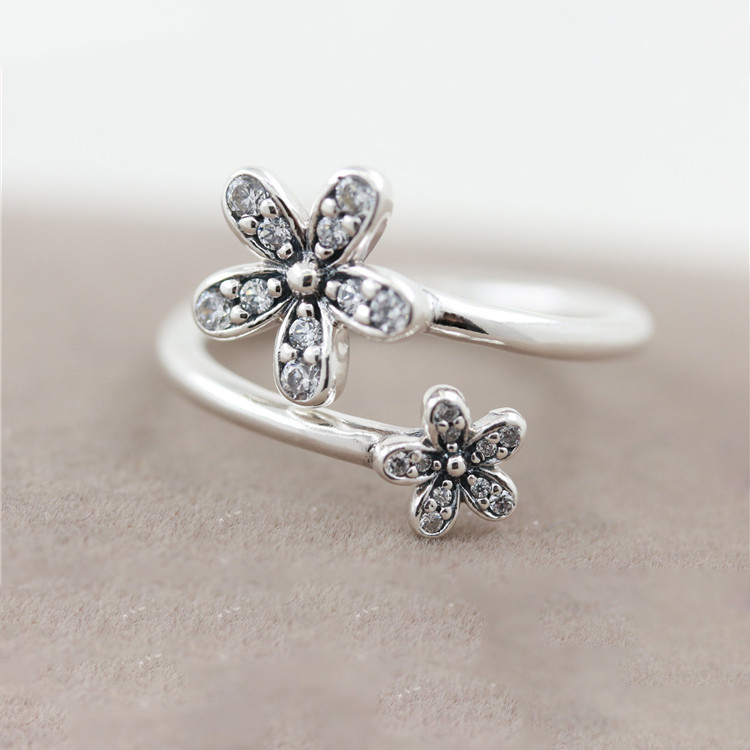 pandora silver dazzling daisies cz ring