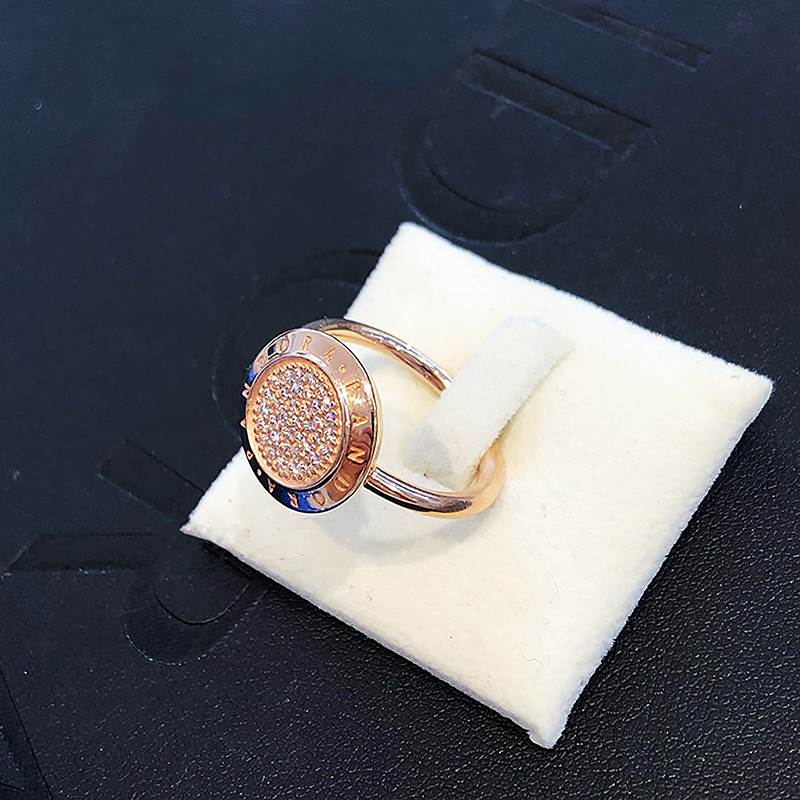 pandora rose signature pavé ring