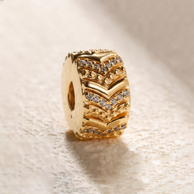 pandora sparkling wishbone clip charm