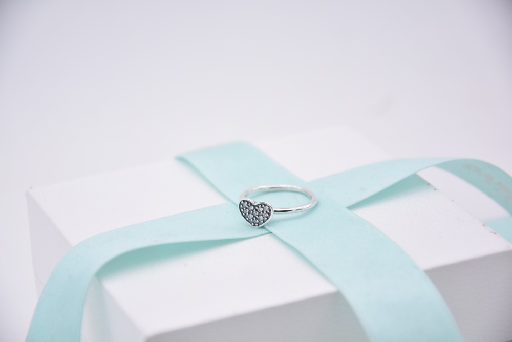 pandora sterling silver clear pave heart cz ring