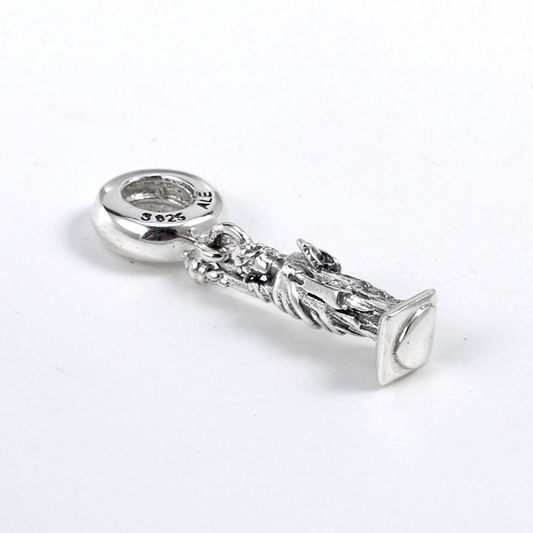 pandora  york statue of liberty charm