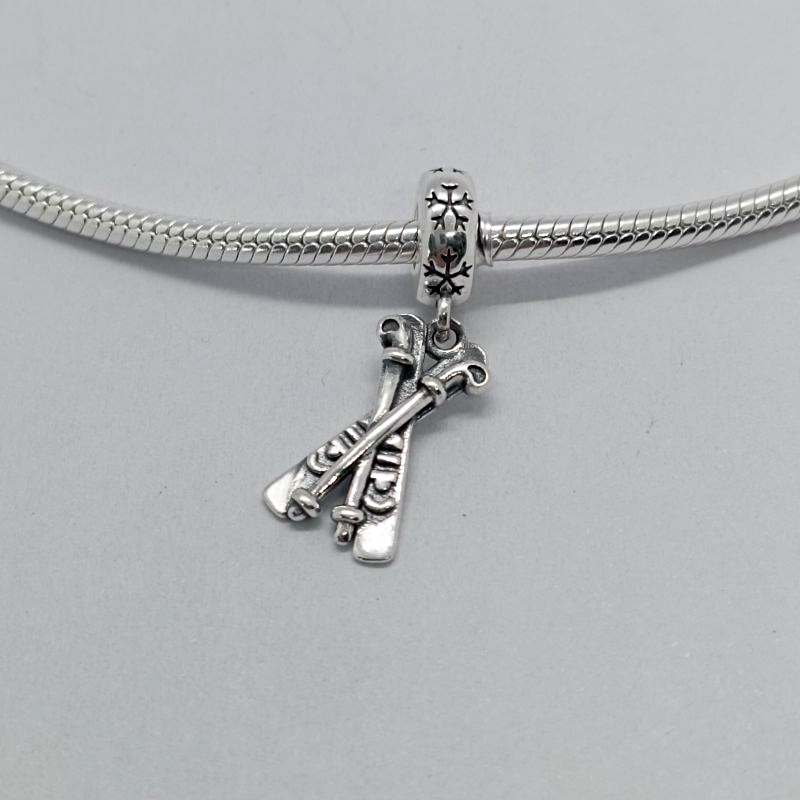 pandora charm snow skis dangle