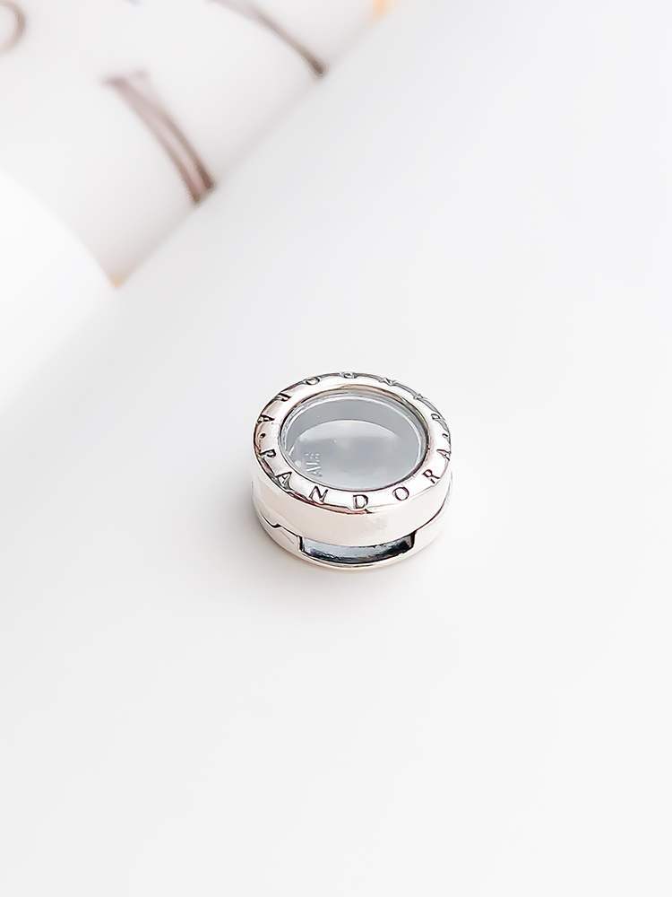 pandora reflexions locket clip charm