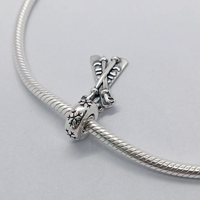 pandora charm snow skis dangle