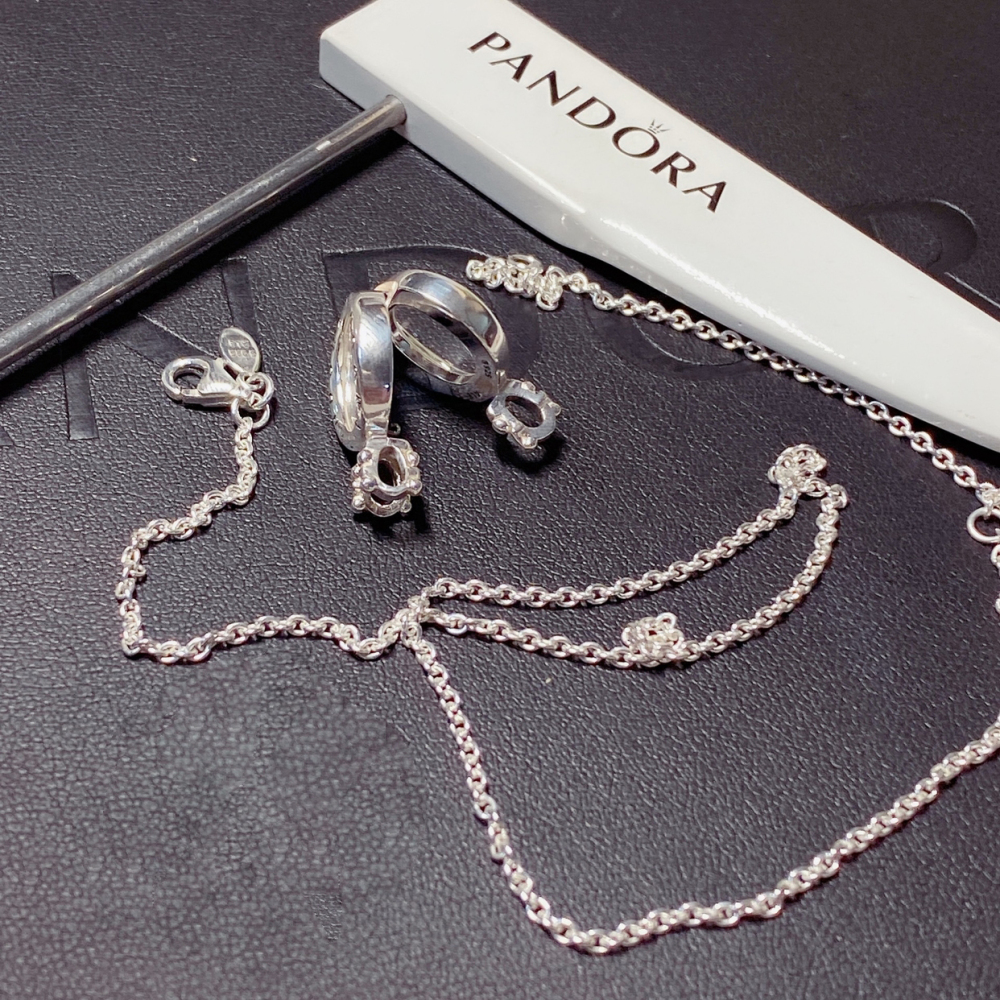 pandora silver lockets crown o necklace