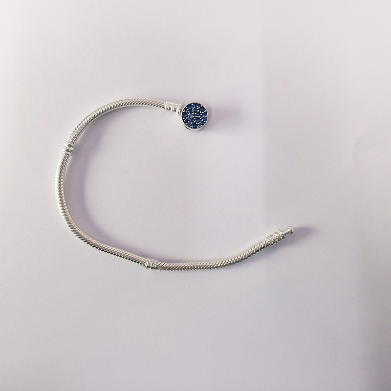 pandora moments sparkling blue disc clasp snake chain bracelet