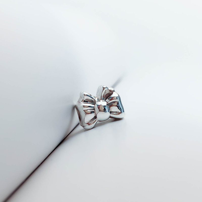 pandora silver charm "bow" or "perfect gift"