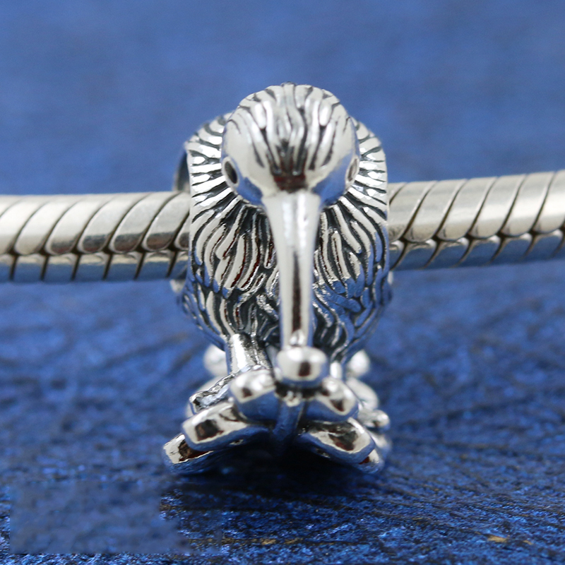 pandora kiwi & fern leaf charm ale s925