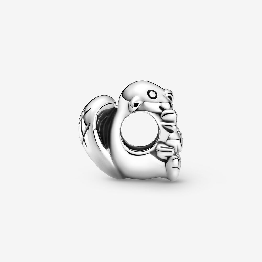 pandora canadian beaver & maple leaf charm