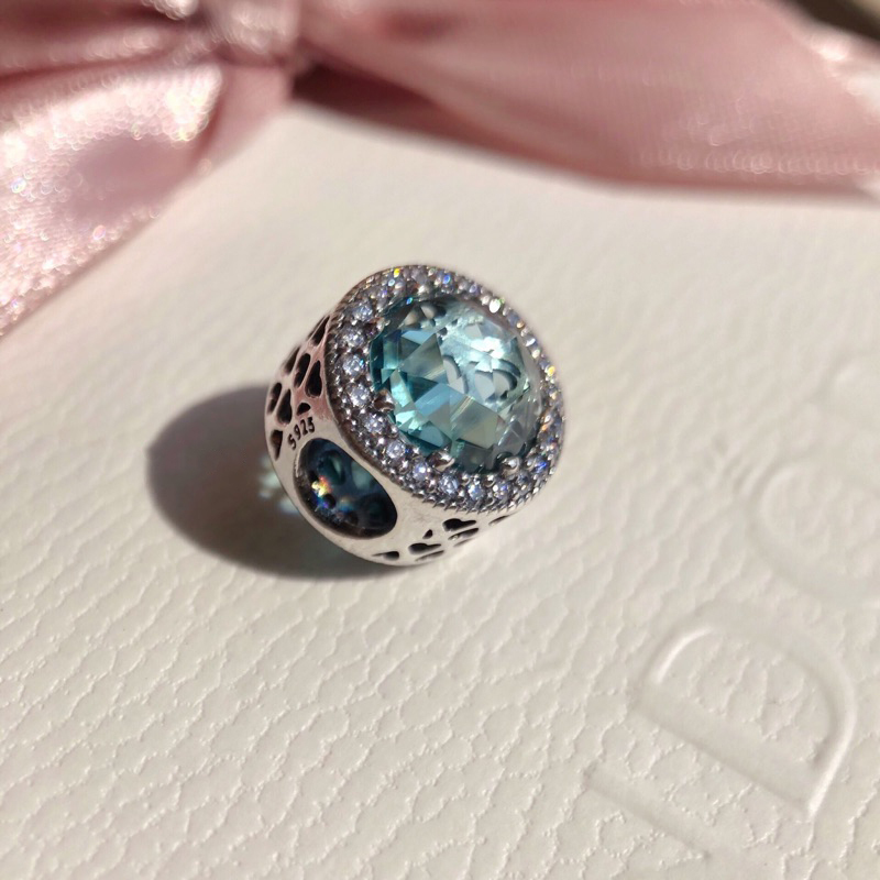 pandora necklace 925silver radiant hea​rts glacier blue crystals 45cm